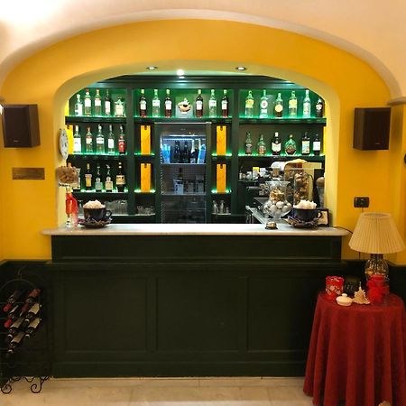 Mh Hotel Varazze Buitenkant foto