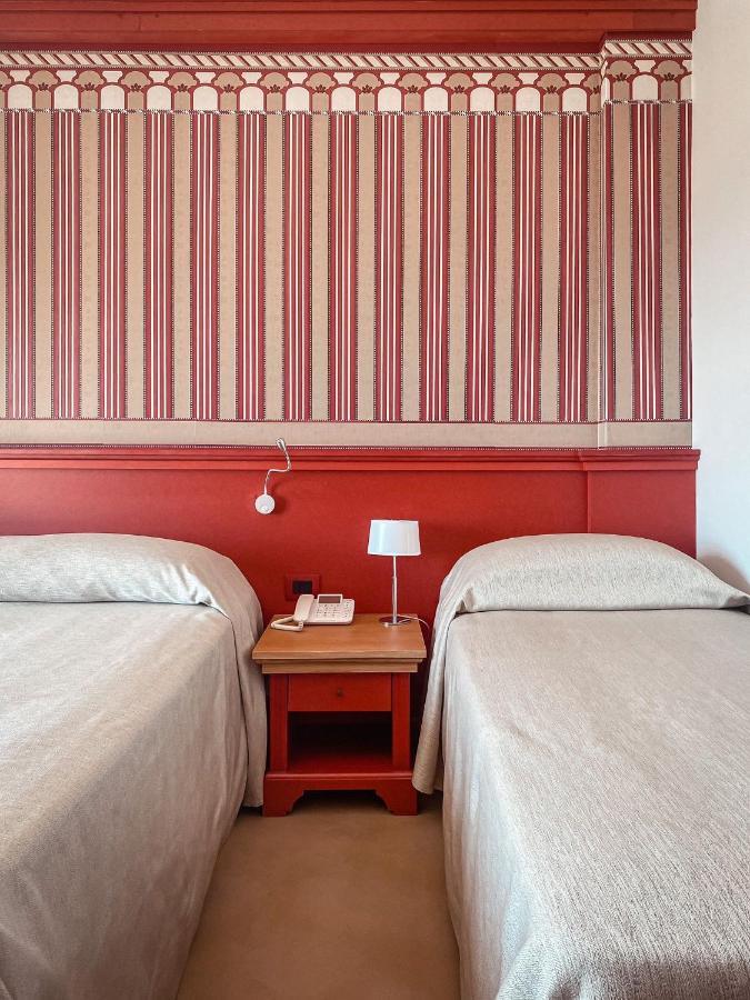 Mh Hotel Varazze Buitenkant foto