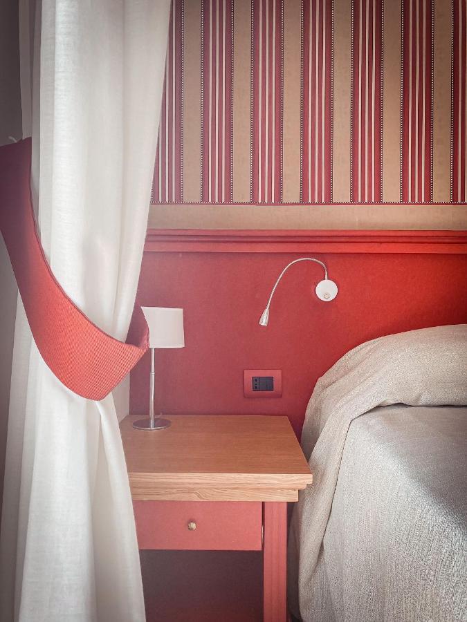 Mh Hotel Varazze Buitenkant foto